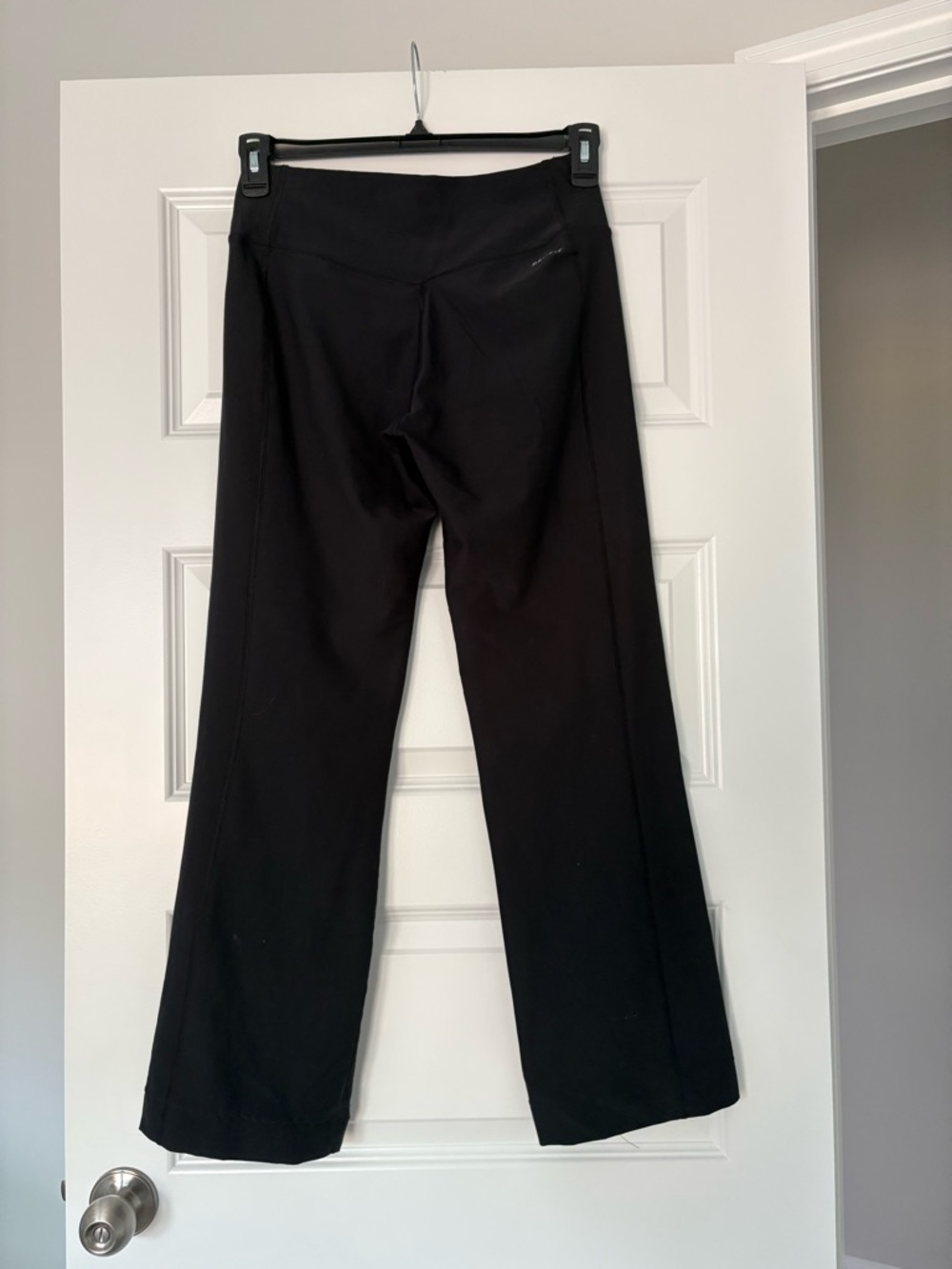 NFL Black Dri-FIT Team Apparel Women's Leggings Size Medium with Eagles Logo - Picture 3 of 9